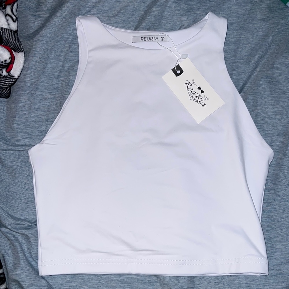REORIA Women’s Sexy Sleeveless Racer Back Tank Tops Halter Neck Crop Tops
